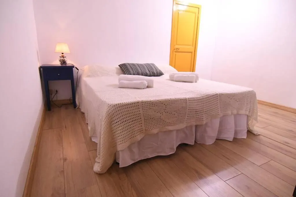 Apartman The Yellow House Catania Olaszország